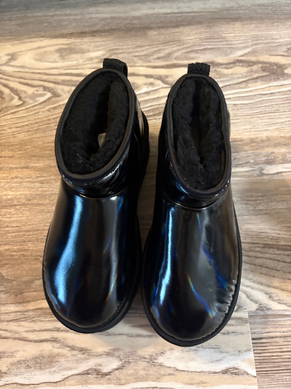 Women Black Faux-Leather Fur-Lined Ankle Boots
